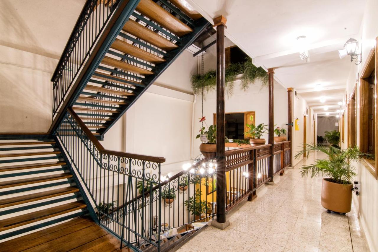 Hotel Valdivia Plaza Jardin Bagian luar foto